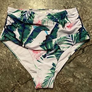Floral high waisted swimsuit bottom